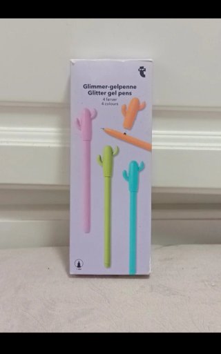 Pegatinas y bolígrafos de Tiger