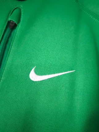 Chaqueta Nike Verde