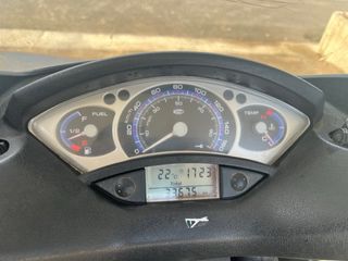 Yamaha X-Max 125 - Lista para usar
