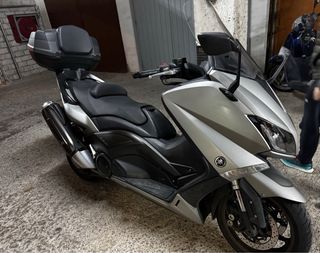 Tmax 530 2015 gris