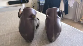 Zapatos de ante grises para mujer