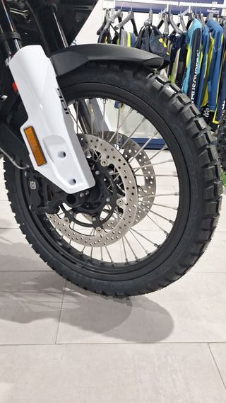 Husqvarna Norden 901 2023