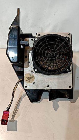 SUBWOOFER Audi A3 (8L)(09.1996->)