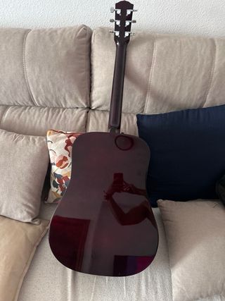 Vendo o cambio guitarra por timple.