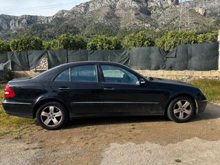 Mercedes-Benz E 320 4 MATIC 2004