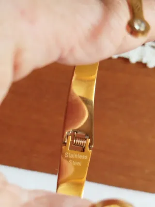 Bracciale rigido zodiaco acciaio dorato