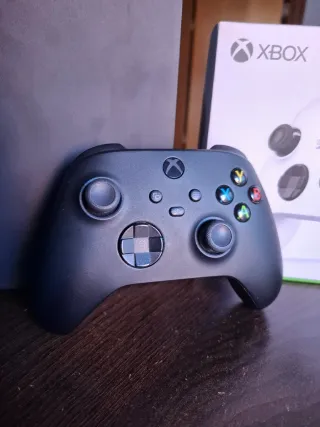 Garantía Xbox Series X + Mando Negro