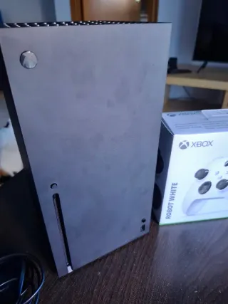 Garantía Xbox Series X + Mando Negro