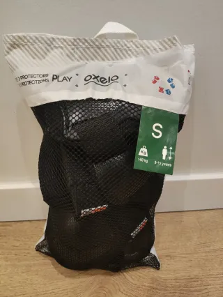 Conjunto patinaje: patines, protecciones y bolsa