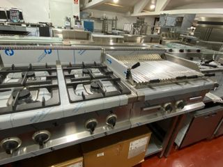 Cocina Industrial 4 Fuegos Gas Nueva