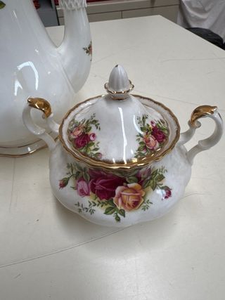 Royal Albert Caffettiera, Zuccheriera, Lattiera