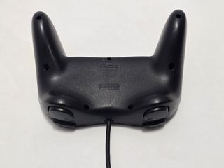 1 Nintendo Wii Oficial Mando Clasico Pro - Negro