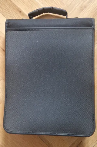Maletín Portadocumentos y Ordenador Negro