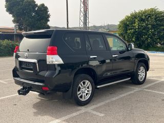 Toyota Land Cruiser 2012