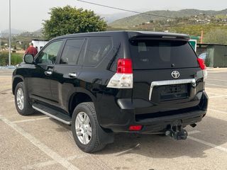 Toyota Land Cruiser 2012