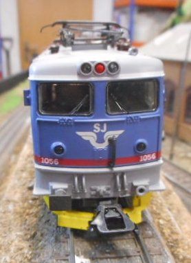 Märklin 3341 Locomotora Digital 5 Polos + vagones
