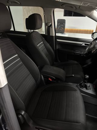 Volkswagen Touran 2014