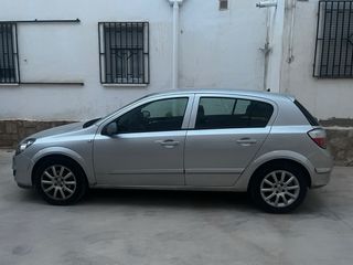 Opel Astra 2005