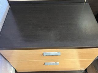 Cómoda y cajoneras(mesita de noche)