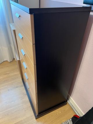 Cómoda y cajoneras(mesita de noche)