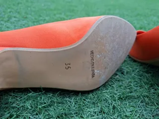 Zapatos de tacón naranja. Numero 35