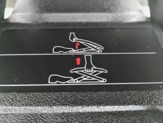 Reposapiés ergonómico oficina