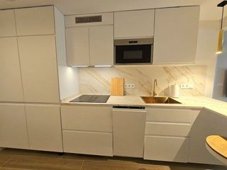 Ático en venta en Playa Bajadilla - Puertos en Marbella