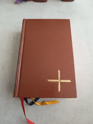 LITURGIA DE LAS HORAS SEGÚN EL RITO ROMANO
