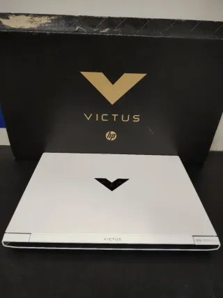 HP Victus 15 Ryzen 5 5600H 8GB 512GB GTX 1650 4GB