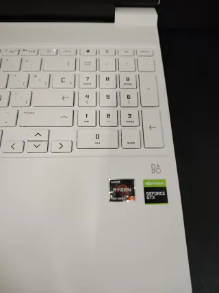 HP Victus 15 Ryzen 5 5600H 8GB 512GB GTX 1650 4GB