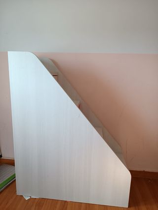 Mueble Escalera con Cajones Rosa y Blanco