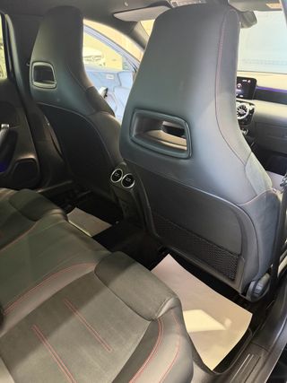 Mercedes-Benz Clase A 180d . AMG