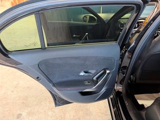 Mercedes-Benz Clase A 180d . AMG