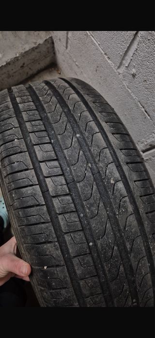 Neumático Pirelli