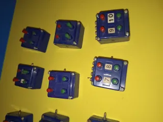 Set di banchi di controllo per treni in scala Marklin