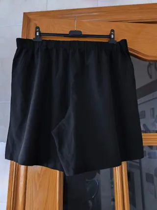 Pantalón corto negro mujer