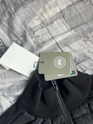 Cárdigan Canada Goose Negro