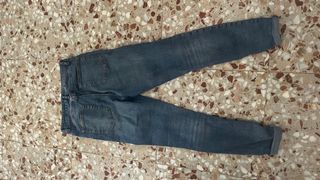 Pantalones vaqueros azul claro