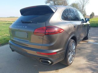 Porsche Cayenne 2015
