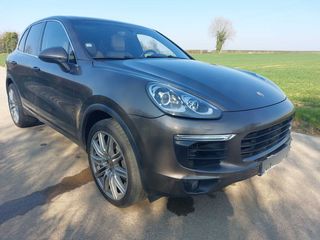 Porsche Cayenne 2015