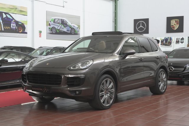 Porsche Cayenne 2015