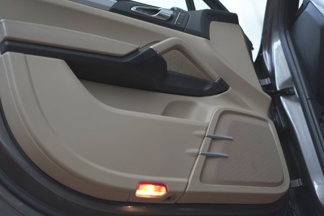 Porsche Cayenne 2015
