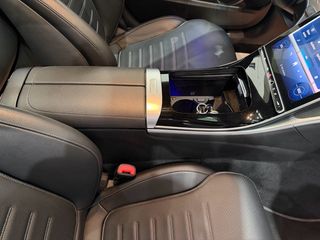 Mercedes-Benz Clase C 220 d . AMG