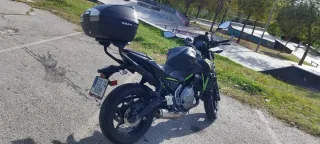 Kawasaki Z750 ABS Negra y Verde