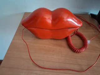 Teléfono Rojo Labios