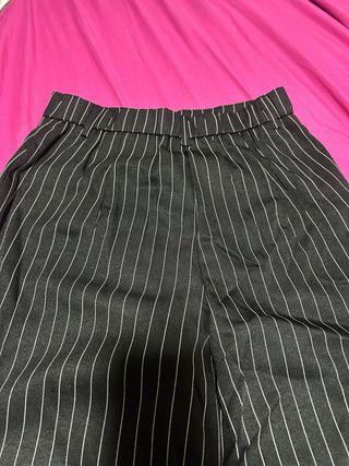 Conjunto traje sin mangas negro rayas