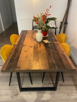 Mesa de comedor madera y metal