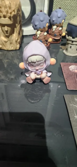 Pop Mart Hirono Figuras Coleccionables
