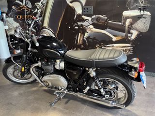 Triumph Bonneville T120 Negra