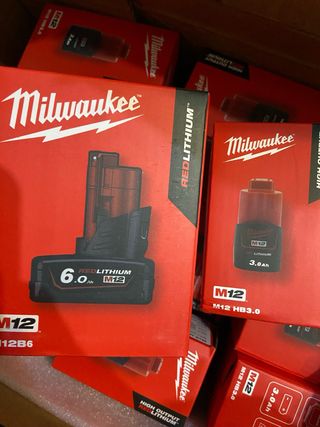 Lotto 20 batterie Milwaukee M12
